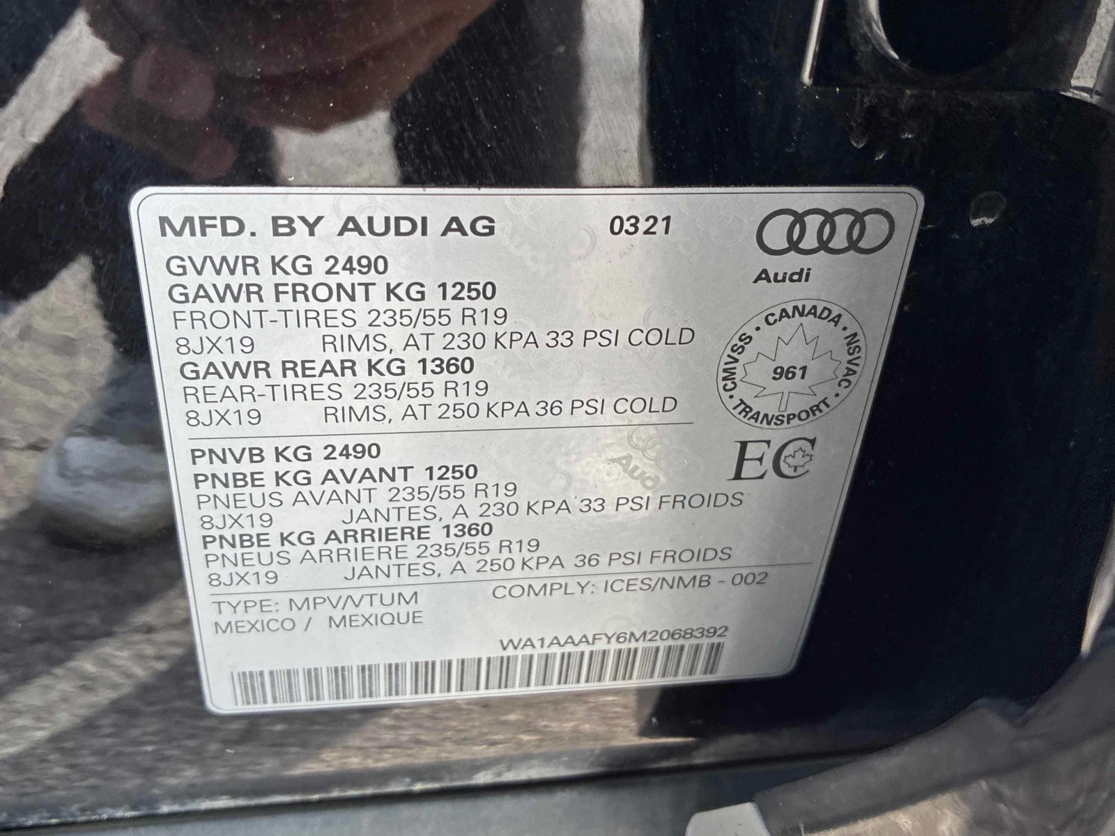 Audi Q5 * Komfort * CARFAX * БЕЗ ПЪРВОНАЧАЛНА ВНОСКА, снимка 10 - Автомобили и джипове - 56057061