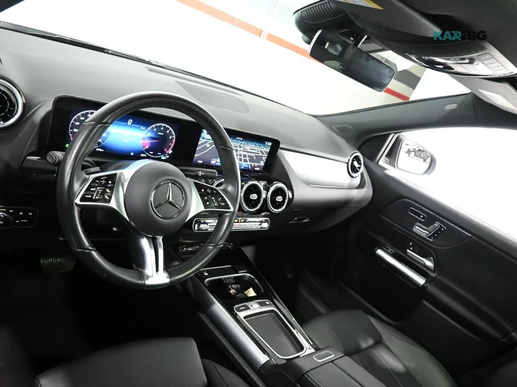 Mercedes-Benz GLA 250 Панорама * АвтоКредит * (ЦЕНА ДО БГ) * , снимка 10 - Автомобили и джипове - 56062893