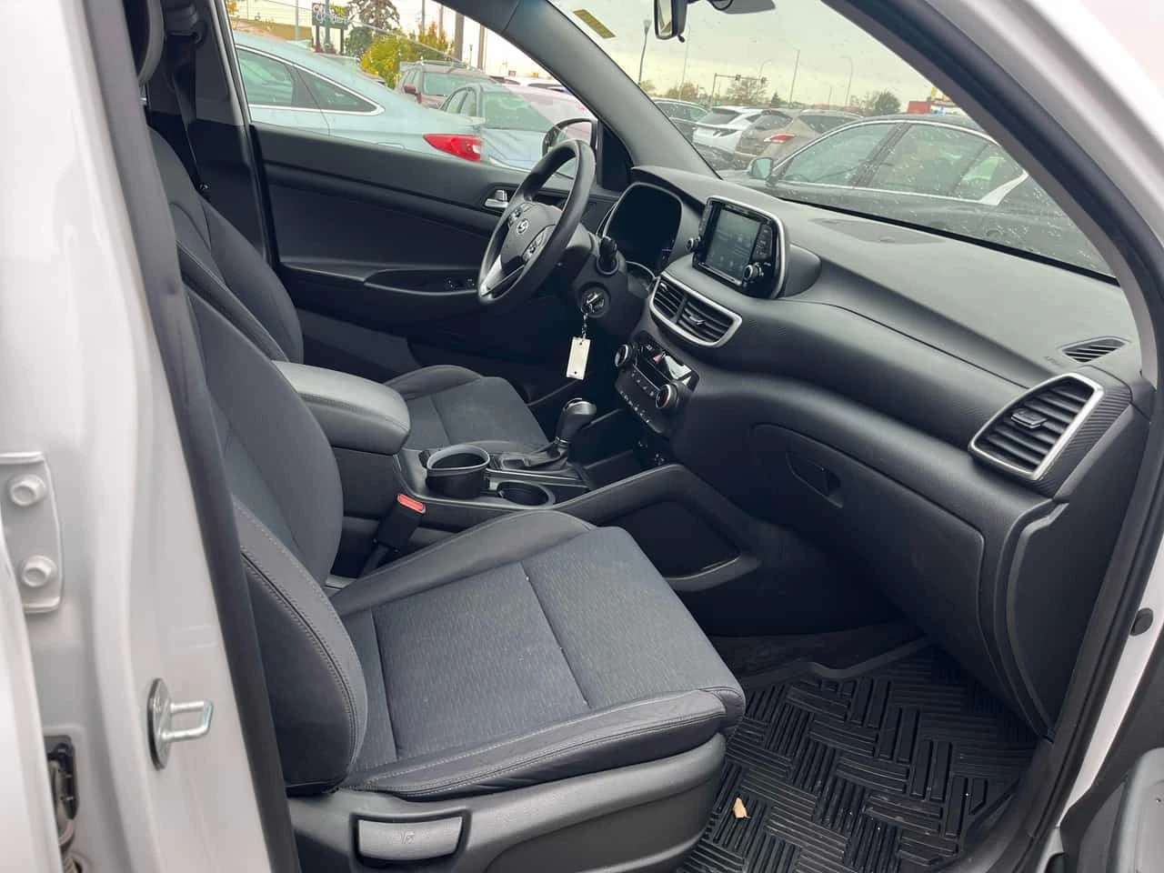 Hyundai Tucson * Essential * CARFAX * ��������� ����������������  | Mobile.bg � ����������� 16