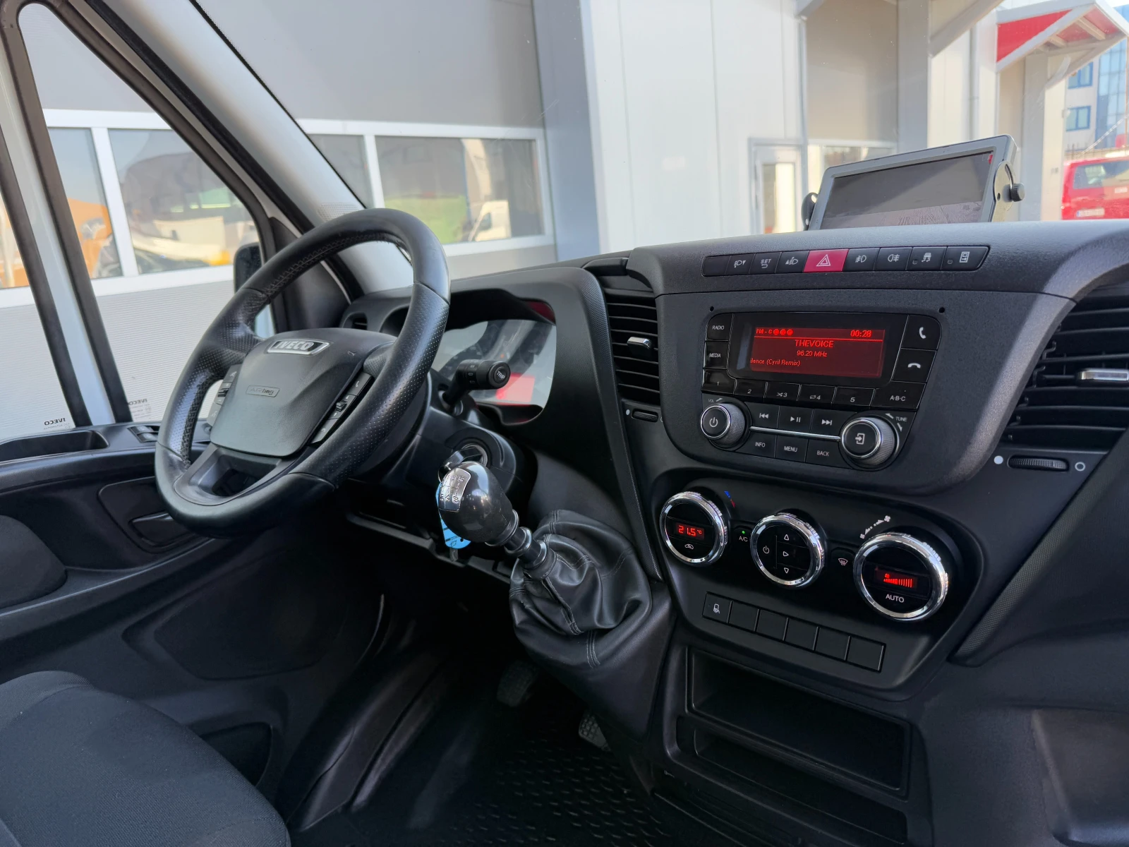 Iveco Daily 35C16     | Mobile.bg   11