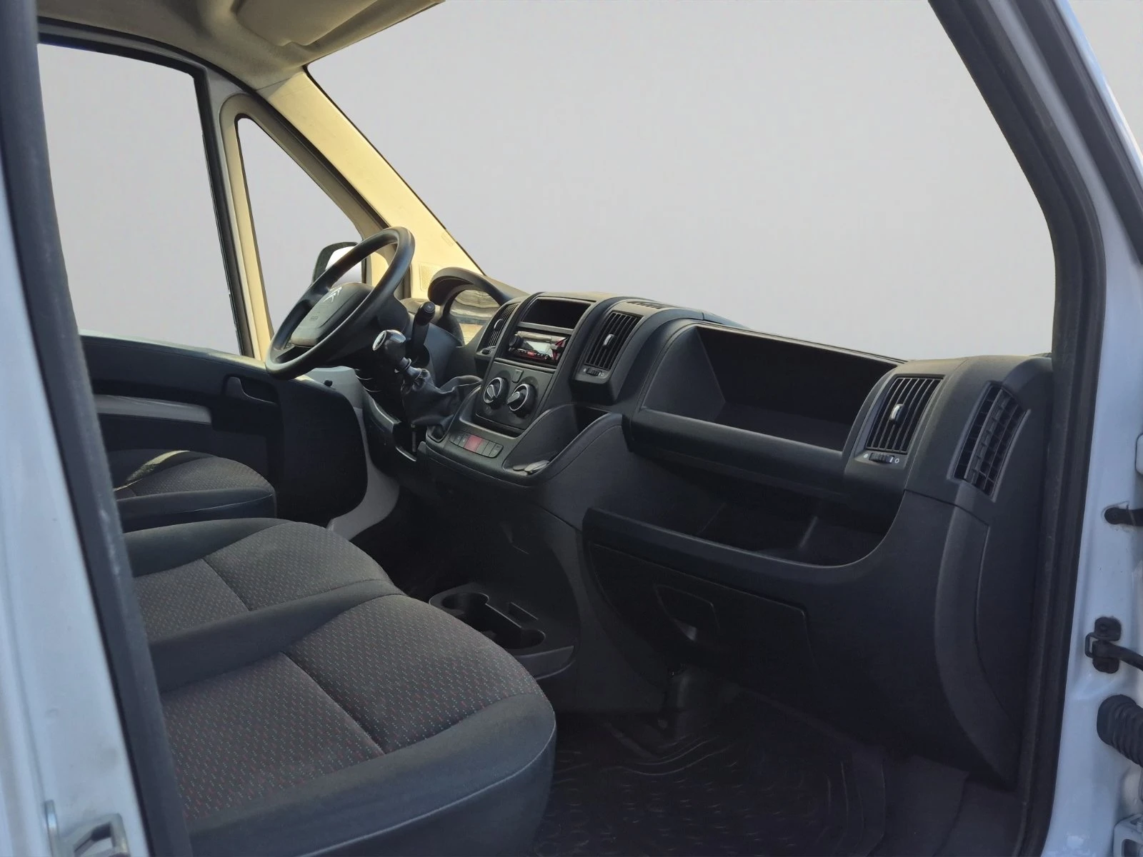 Citroen Jumper FT 35+ L4H2 2.2 BlueHDI 140 BVM6 S&S E6.4 | Mobile.bg � ����������� 12