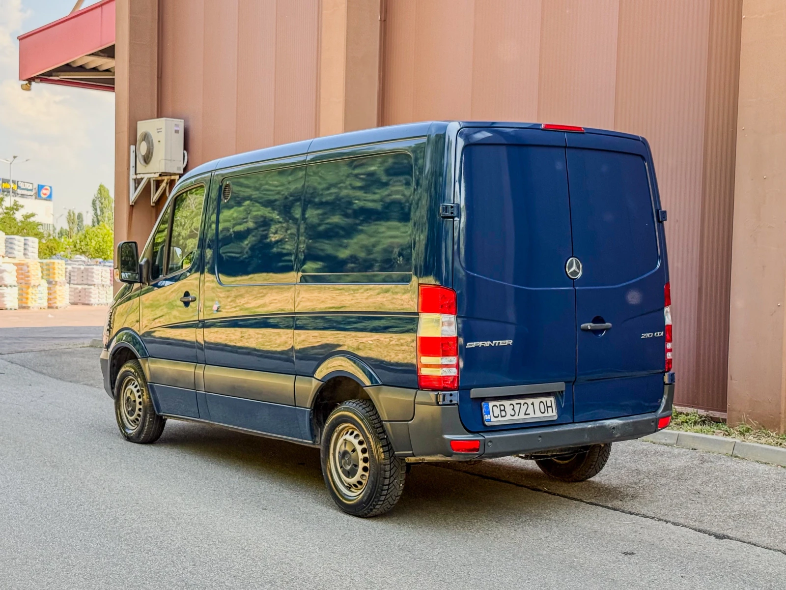Mercedes-Benz Sprinter 2.2D РЕАЛНИ КМ ГАРАНЦИЯ 6 МЕСЕЦА ИЛИ 5000КМ , снимка 3 - Бусове и автобуси - 55103507