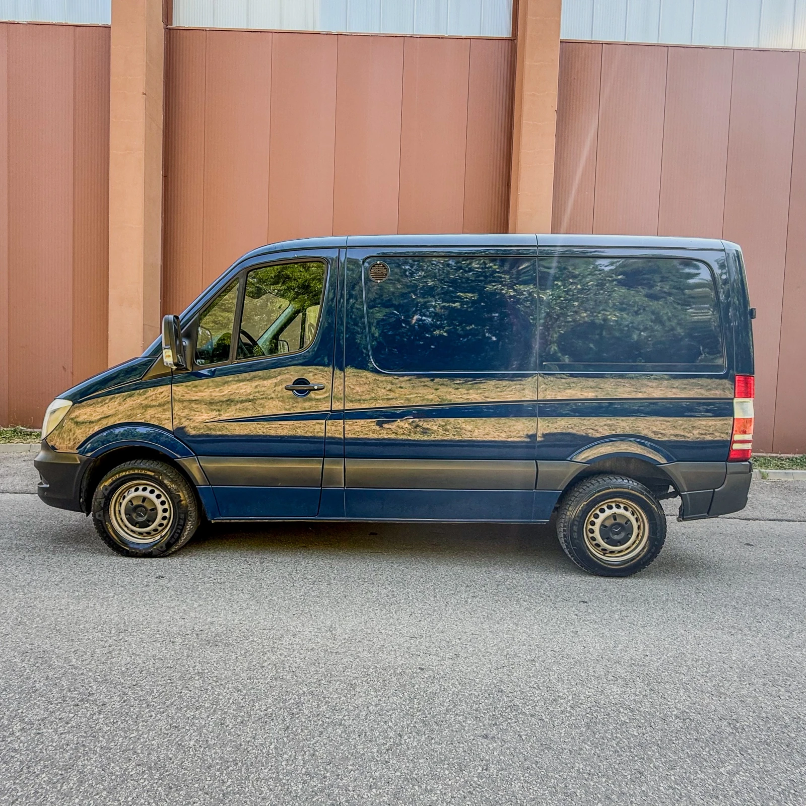 Mercedes-Benz Sprinter 2.2D РЕАЛНИ КМ ГАРАНЦИЯ 6 МЕСЕЦА ИЛИ 5000КМ , снимка 2 - Бусове и автобуси - 55103507