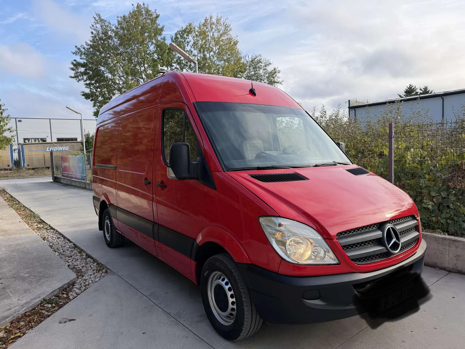 Mercedes-Benz Sprinter 319