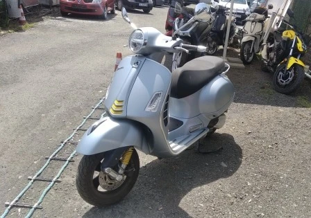 Vespa GTS, снимка 1 - Мотоциклети и мототехника - 47280743