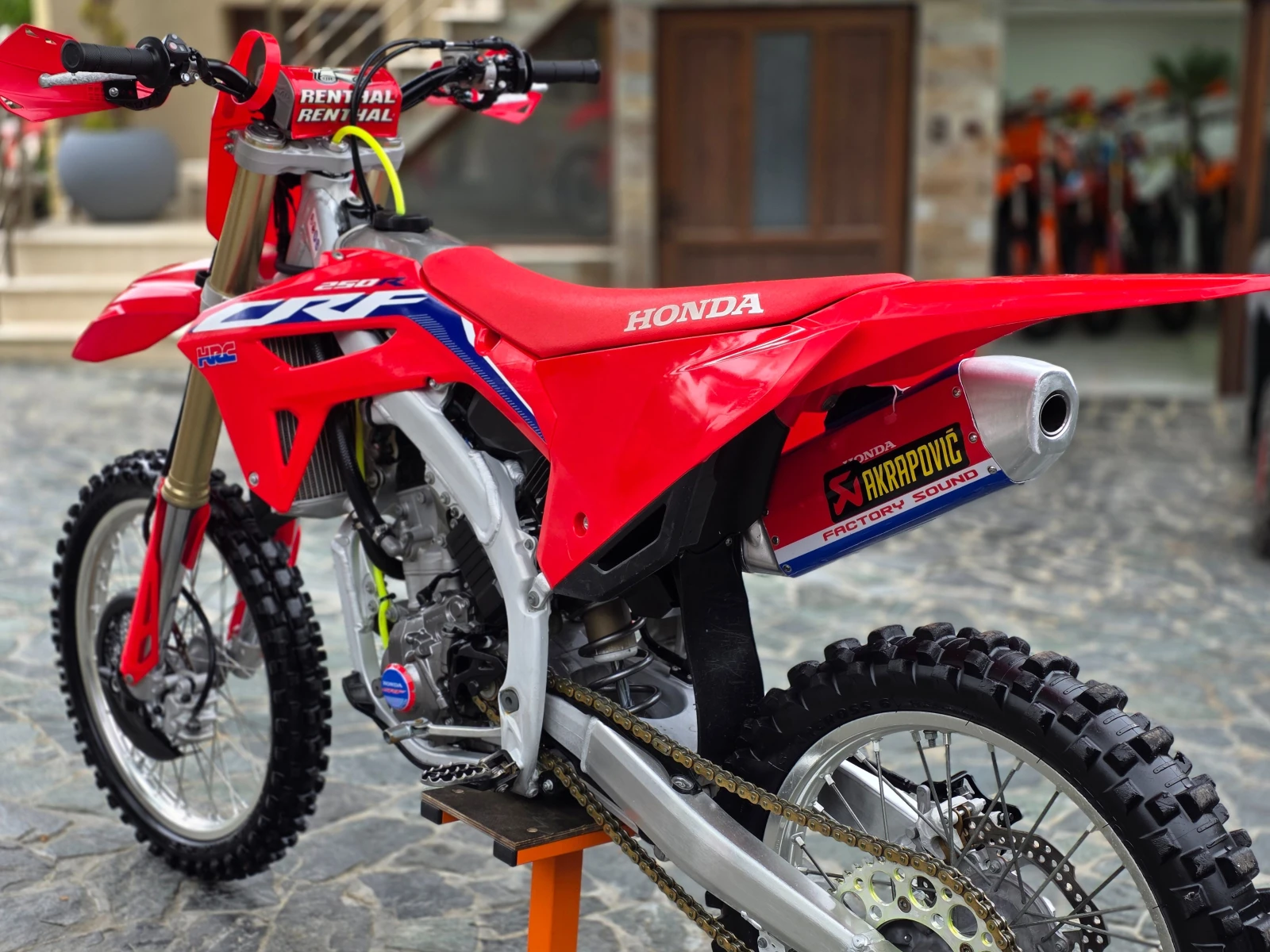 Honda Crf 250/СТАРТЕР/3 РЕЖИМА/ТРАКШЪН КОНТРОЛ/ ЛИЗИНГ - изображение 9