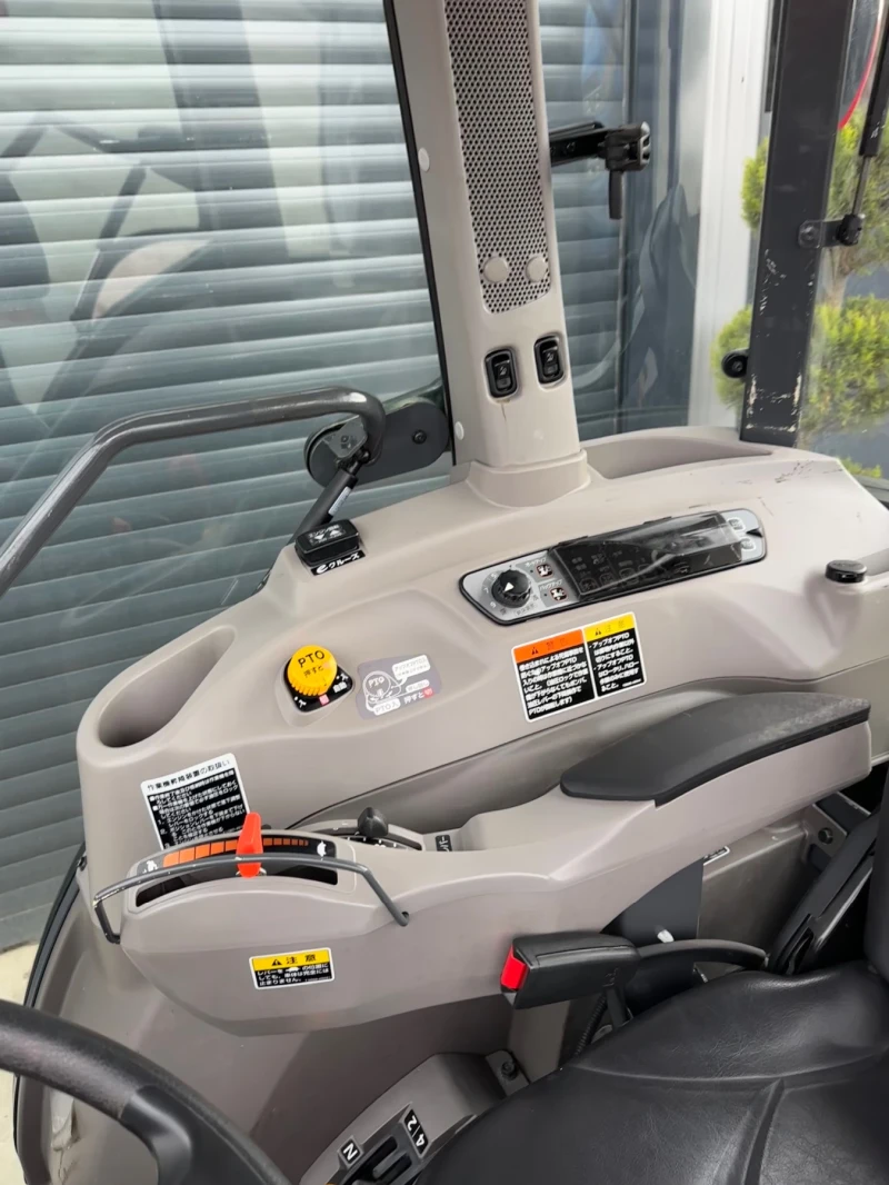 Трактор Kubota KL53Z КАТО НОВ, снимка 11 - Селскостопанска техника - 51290599