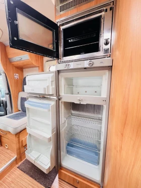 Кемпер Adria Coral S 670 SL, 3.0L, Автоматик, снимка 13