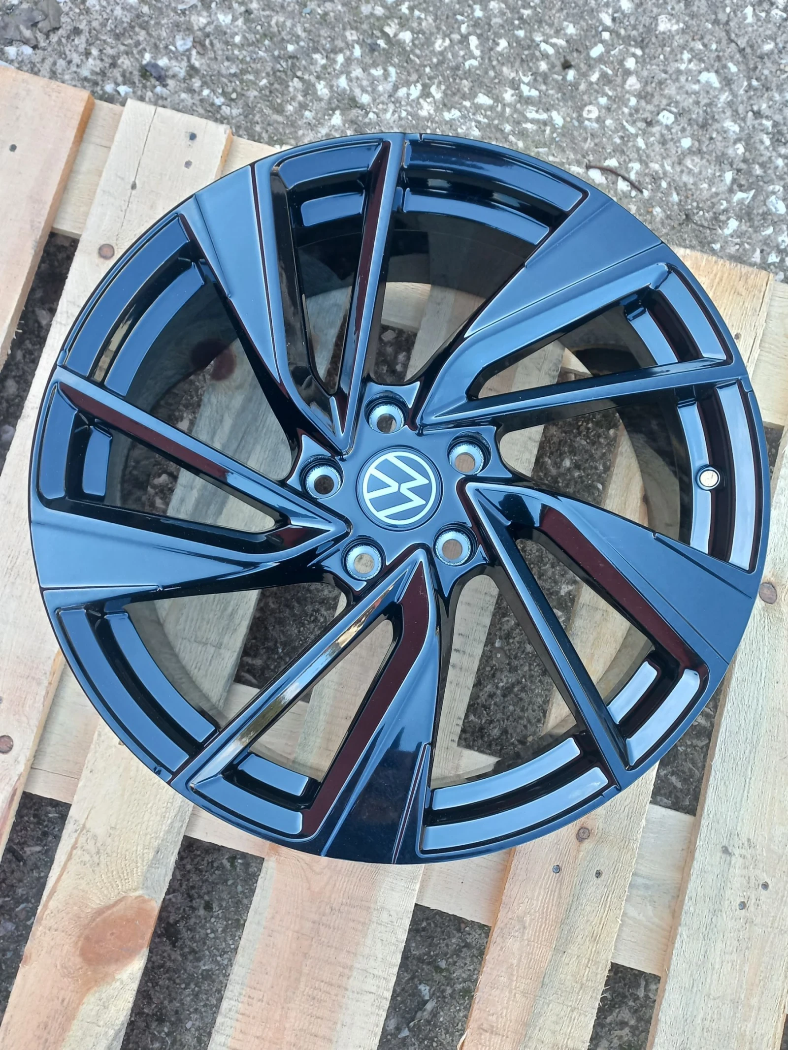 Джанти за VW, снимка 4 - Гуми и джанти - 53991852