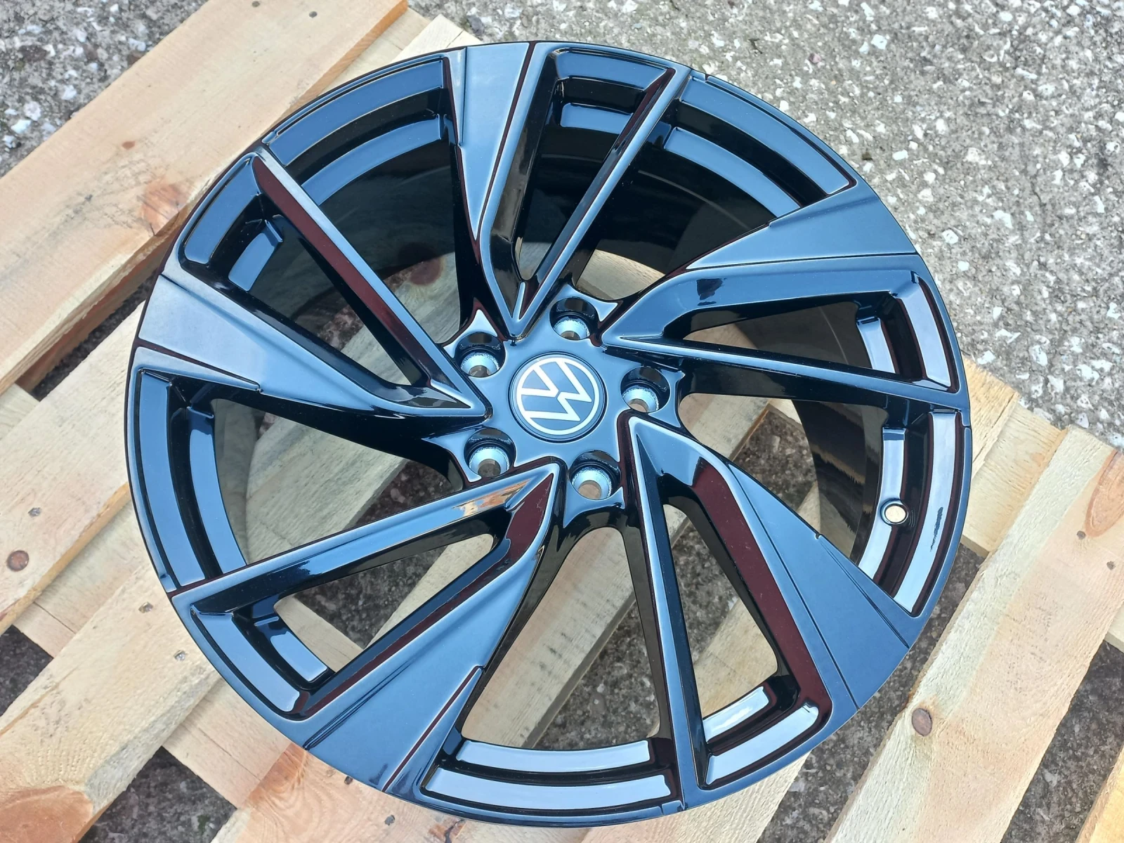 Джанти за VW, снимка 3 - Гуми и джанти - 53991852