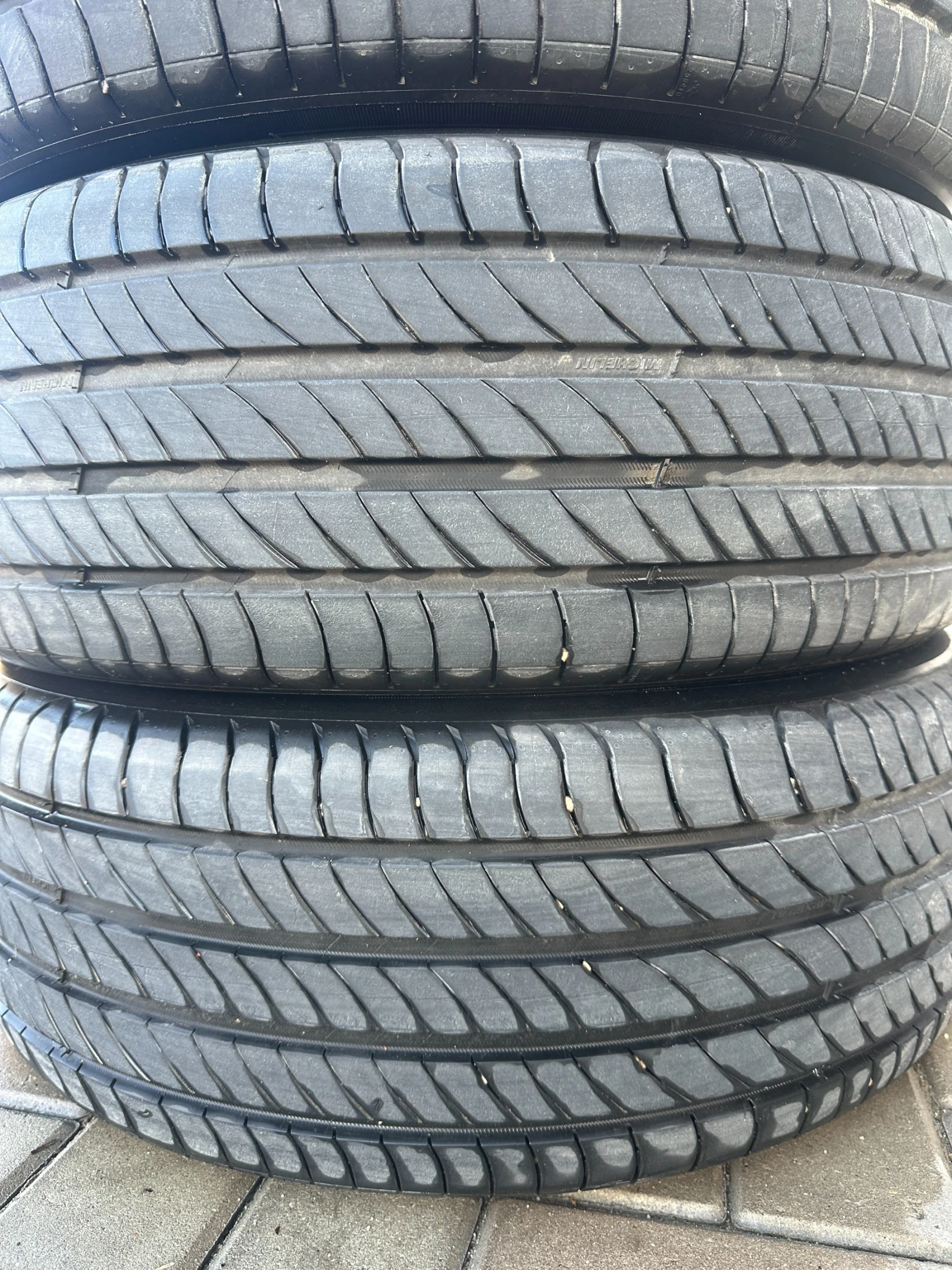 Гуми Летни 215/55R17, снимка 3 - Гуми и джанти - 56646424