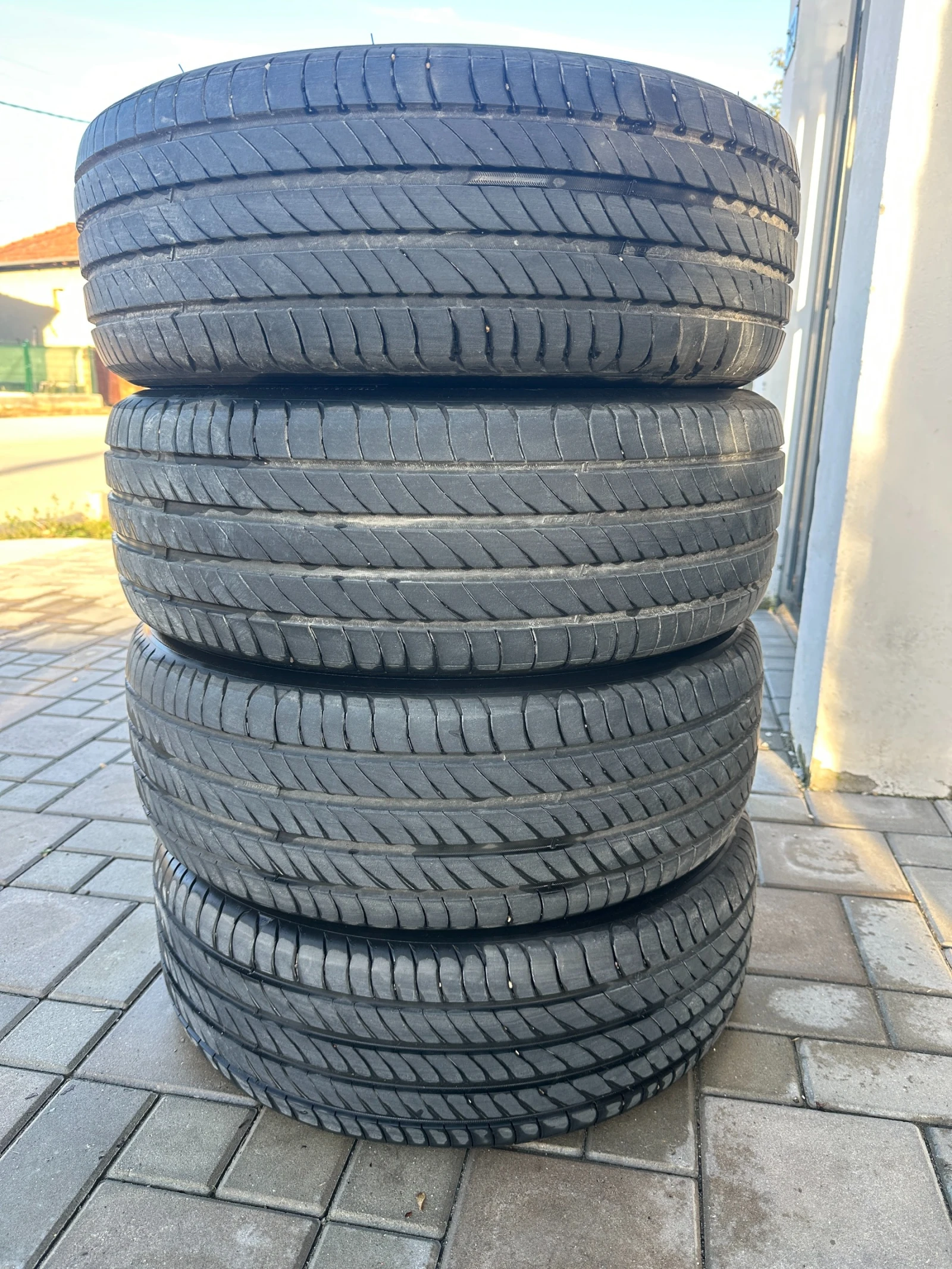Гуми Летни 215/55R17