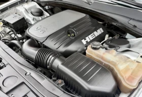 Chrysler 300c 5.7 HEMI * CARPLAY * REMOTE START * SRT PACK * , снимка 12