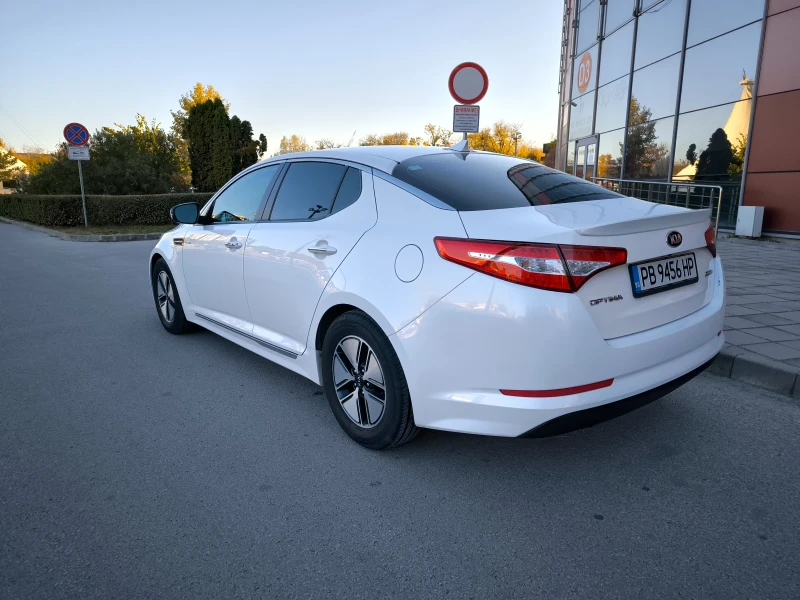 Kia Optima, снимка 1 - Автомобили и джипове - 47908309