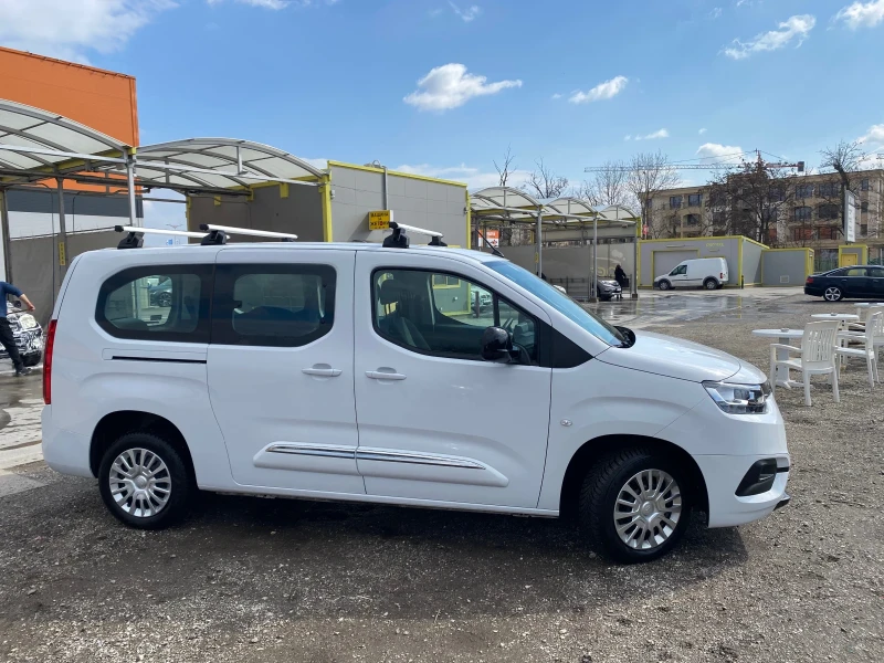 Toyota Proace City Verso това е версията с всички екстри по модела, снимка 7 - Автомобили и джипове - 49345755