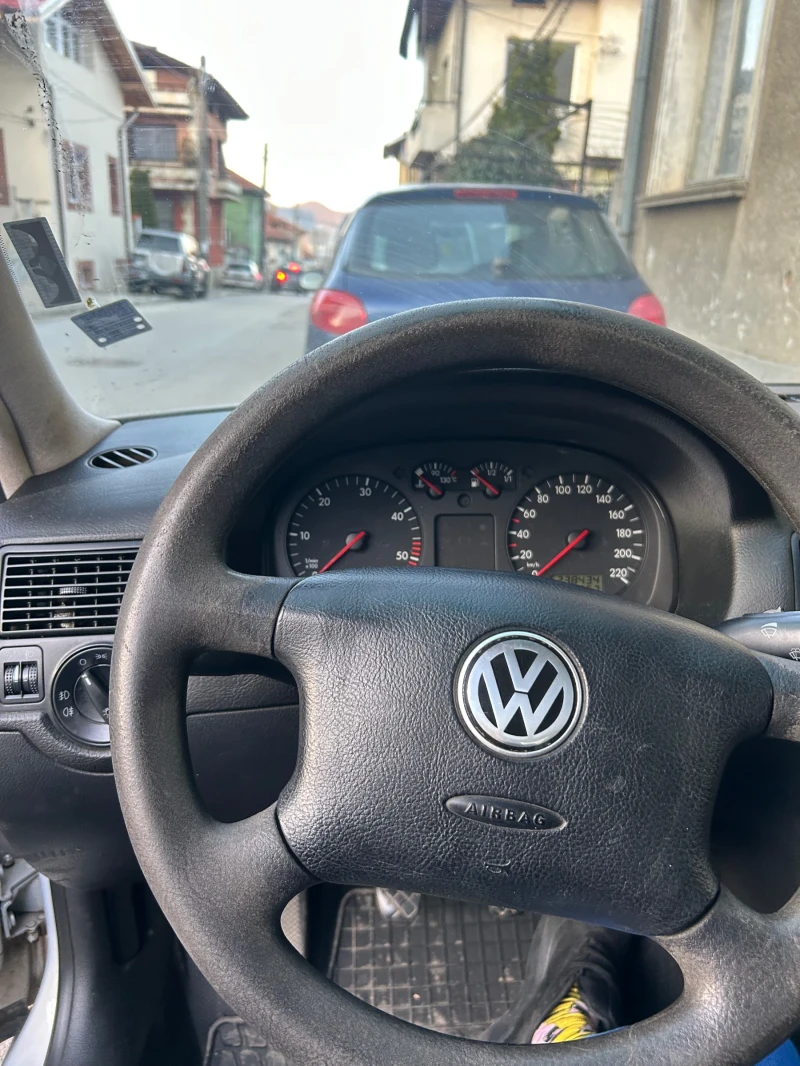 VW Golf, снимка 4 - Автомобили и джипове - 49424989