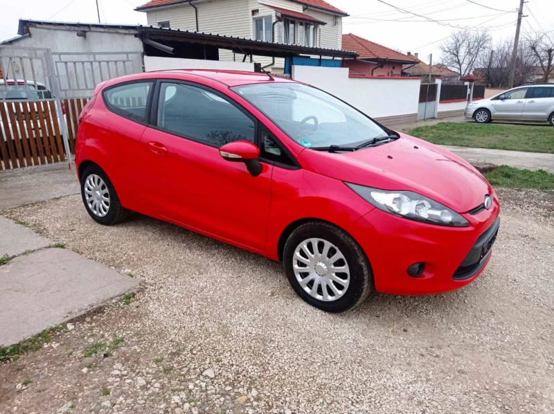 Ford Fiesta 1.6d, снимка 5 - Автомобили и джипове - 49505313