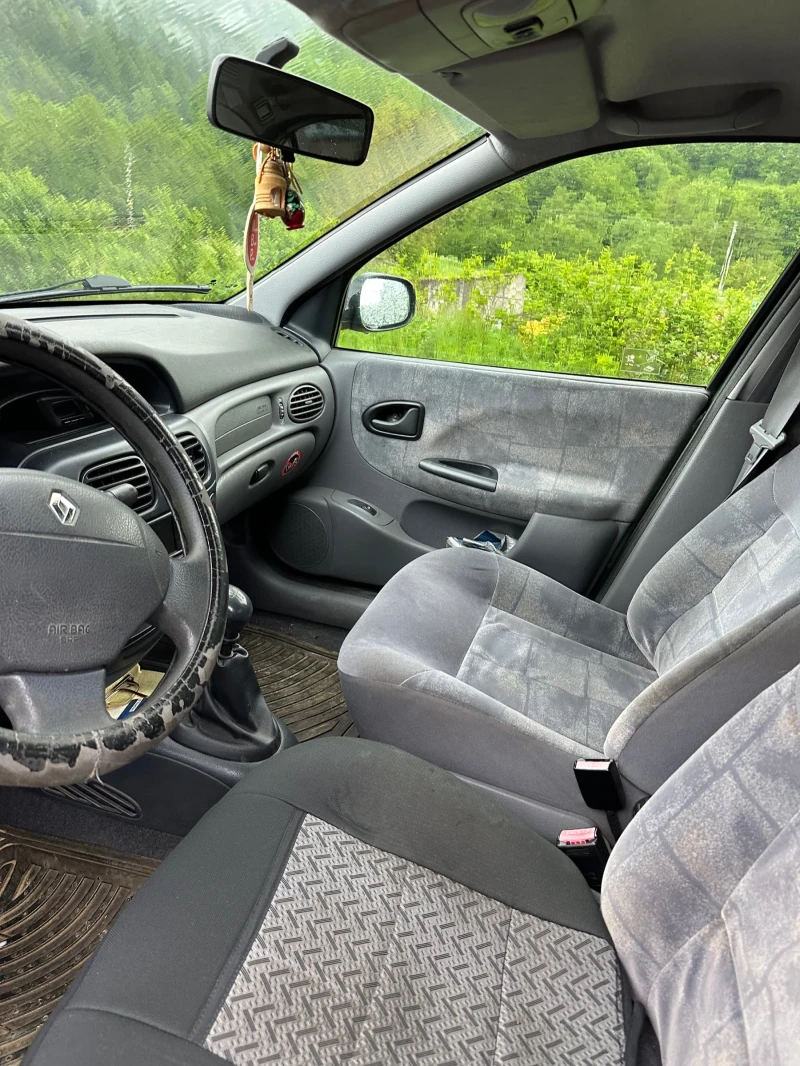 Renault Megane 1.4 16V LPG, снимка 6 - Автомобили и джипове - 52032645