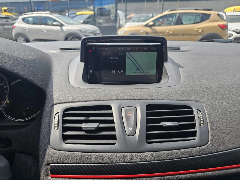 Renault Megane 2.0 TCe 275 hp, снимка 9 - Автомобили и джипове - 51189922