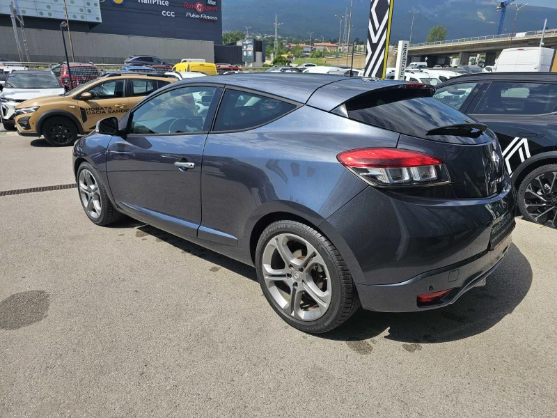 Renault Megane 2.0 TCe 275 hp, снимка 4 - Автомобили и джипове - 51189922