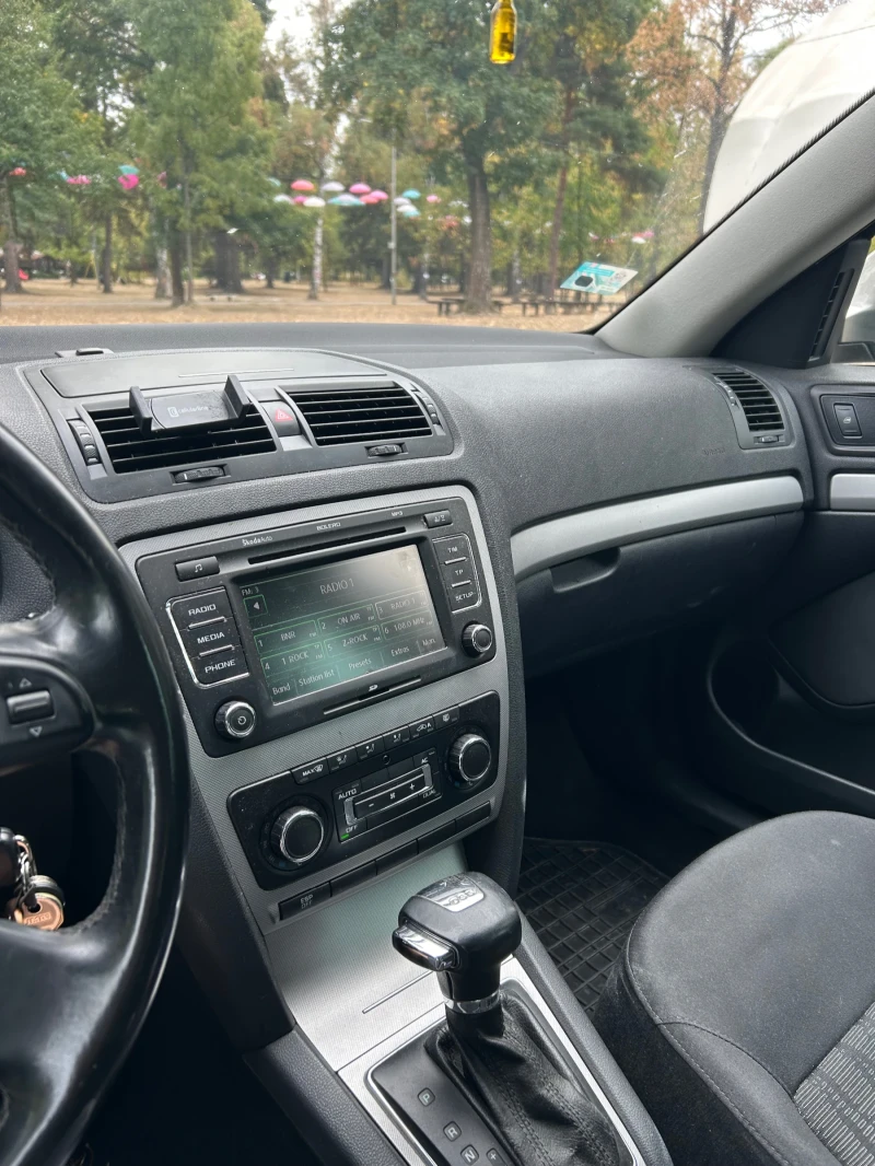 Skoda Octavia, снимка 7 - Автомобили и джипове - 51869468
