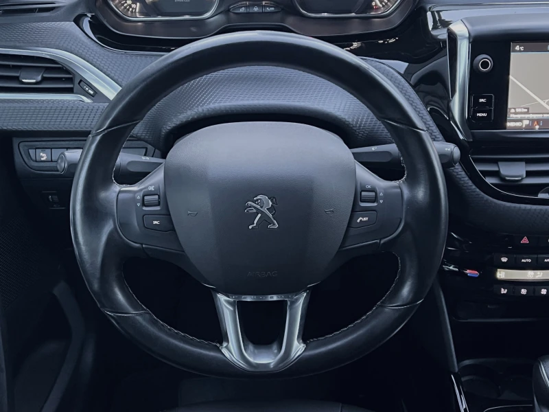Peugeot 2008 1.5BlueHDi Automatic = = 112 000km= = , снимка 8 - Автомобили и джипове - 52841682