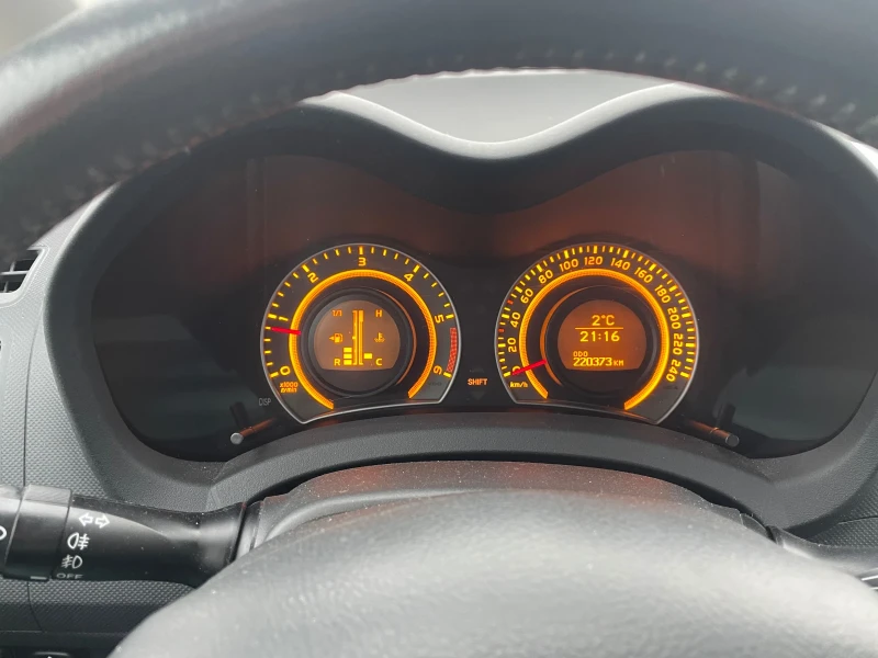 Toyota Auris Toyota Auris 2.0 D4D, снимка 9 - Автомобили и джипове - 53063195