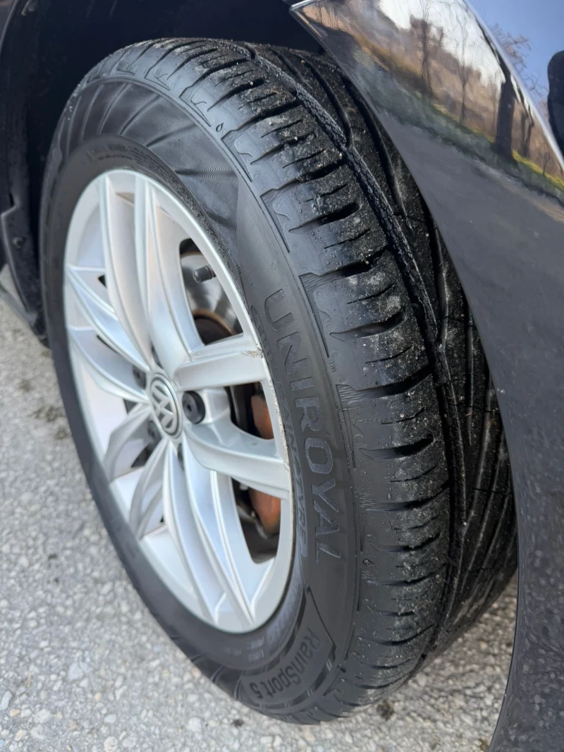 VW Golf, снимка 11 - Автомобили и джипове - 53250105