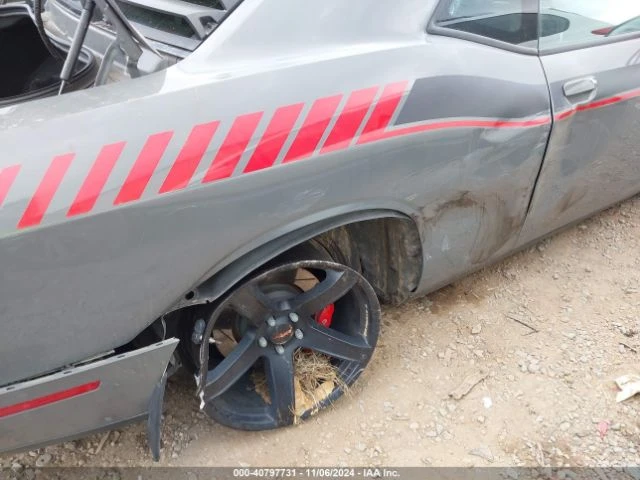 Dodge Challenger SRT 392 проверена , леки поправими щети, снимка 6 - Автомобили и джипове - 48728935