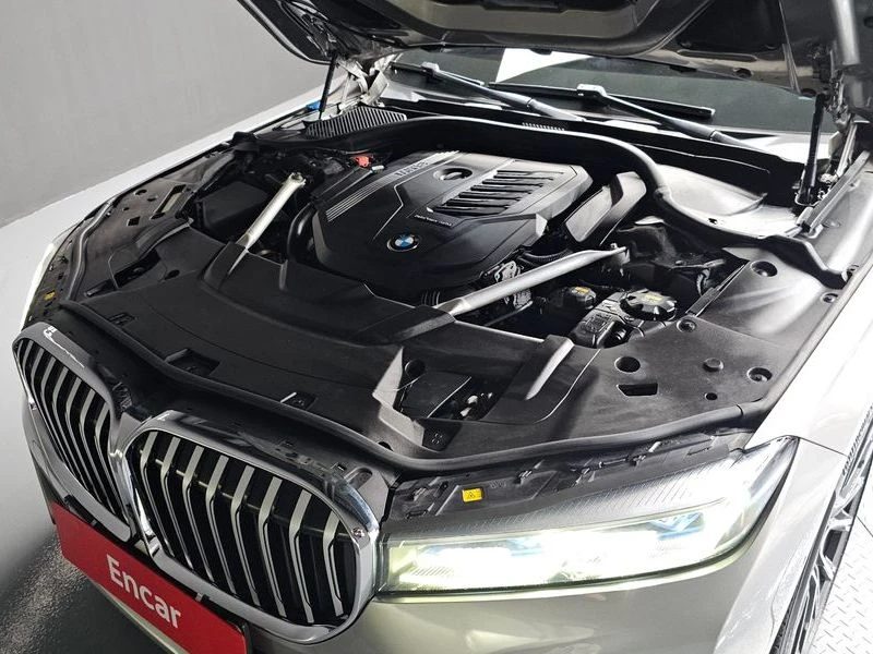 BMW 740 i M Sport| BOWERS & W | 326к.с.| ВКЛ.ТЕХНОТЕСТ, снимка 6 - Автомобили и джипове - 55400674