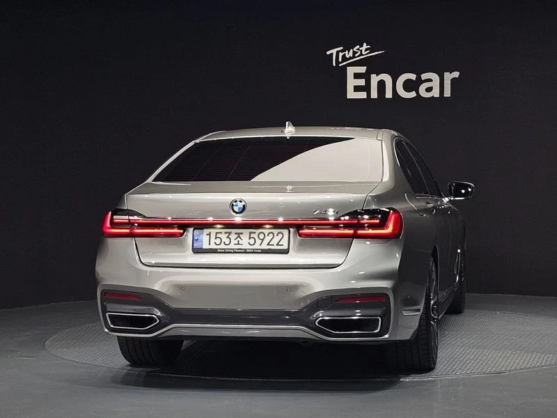 BMW 740 i M Sport| BOWERS & W | 326к.с.| ВКЛ.ТЕХНОТЕСТ, снимка 4 - Автомобили и джипове - 55400674