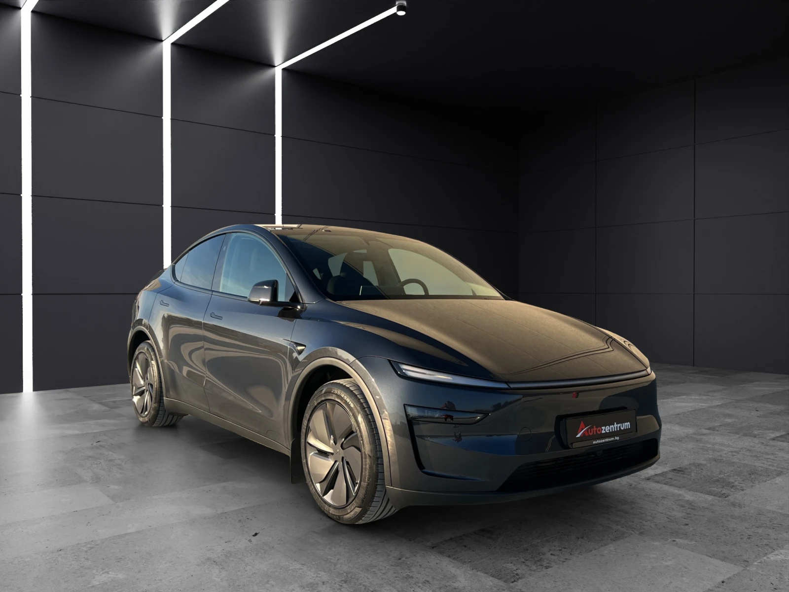 Tesla Model Y Juniper Long Range Dual AWD 01/2026, снимка 1