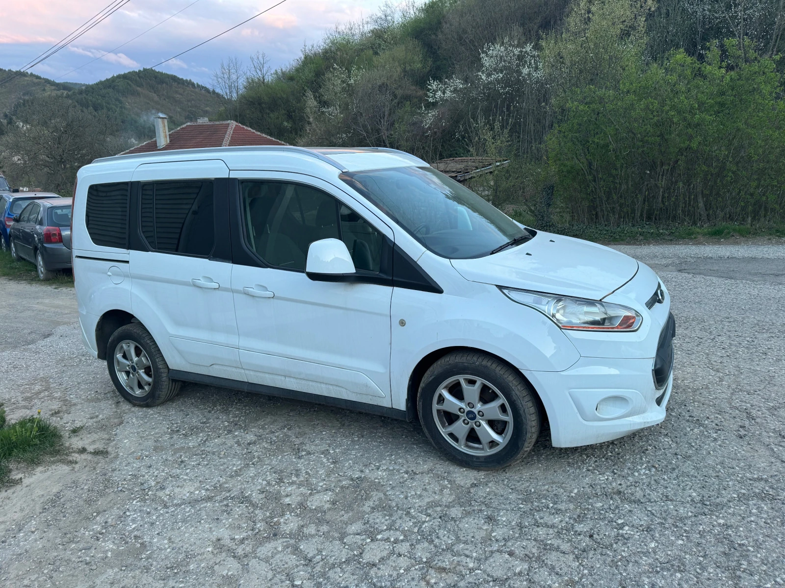 Ford Connect Tourneo Connect  - изображение 4