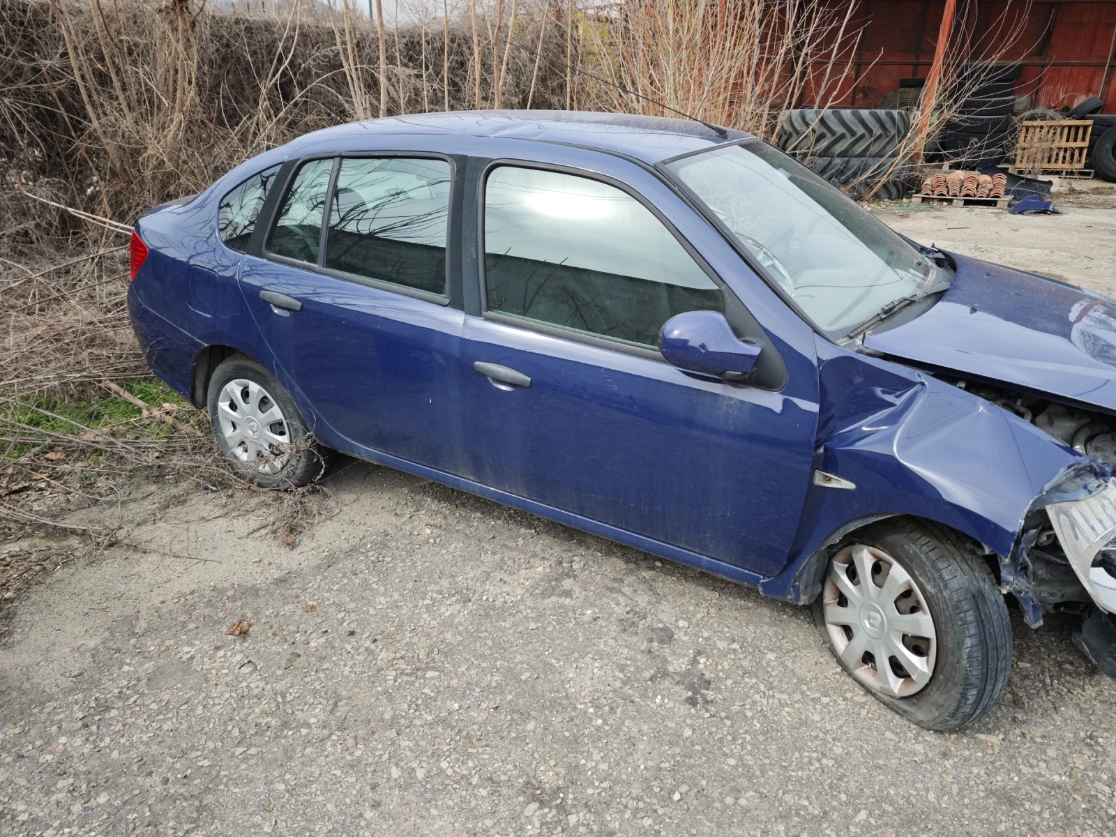 Renault Symbol 1.4 за части - изображение 6