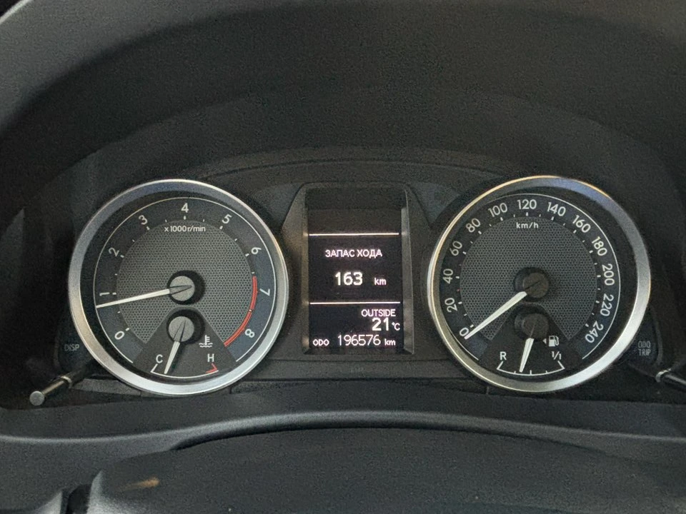 Toyota Auris 1.6 БЕНЗИН EURO5 КОЖА - изображение 10