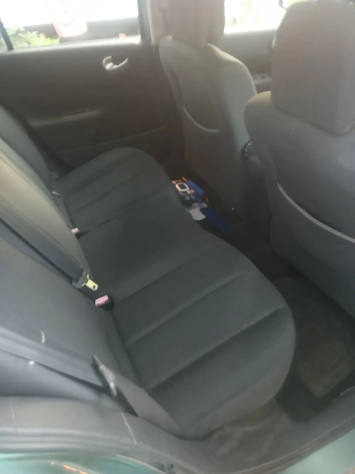 Renault Megane 1.5 dci отслужена с летни и зимни гуми - изображение 2