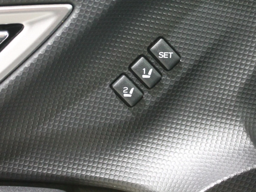 Subaru Forester * * CARFAX * *   * *  | Mobile.bg   14