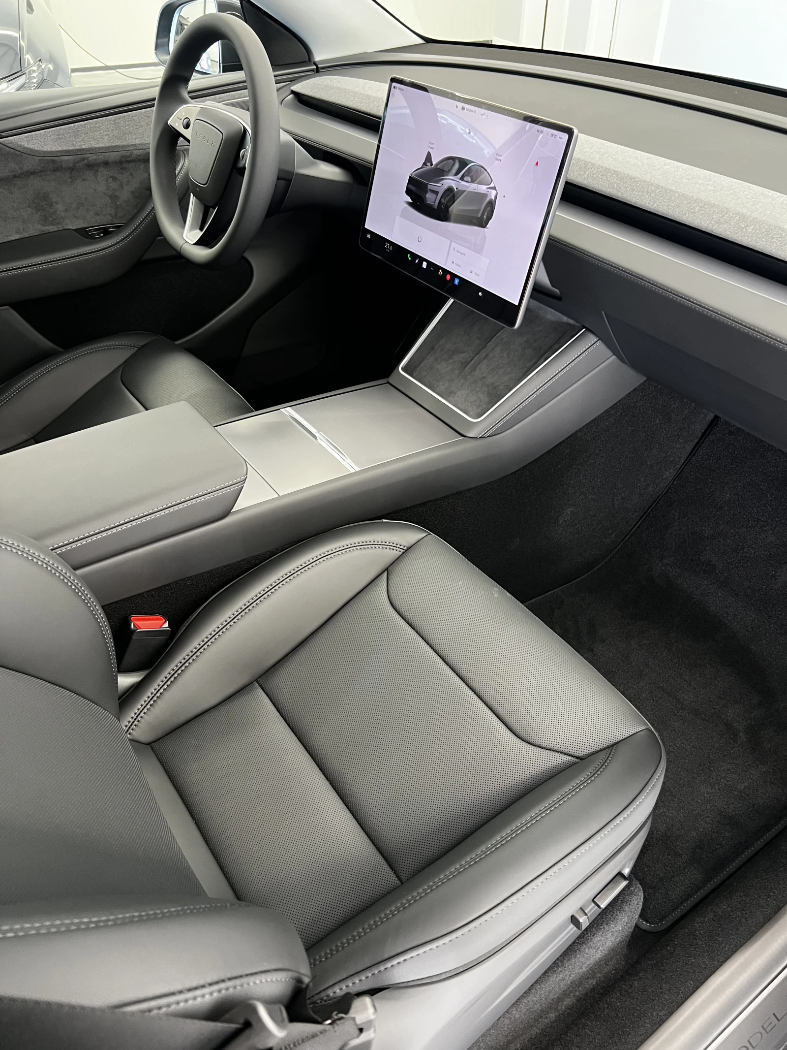 Tesla Model Y Juniper Long Range Dual AWD 01/2026 | Mobile.bg � ����������� 11