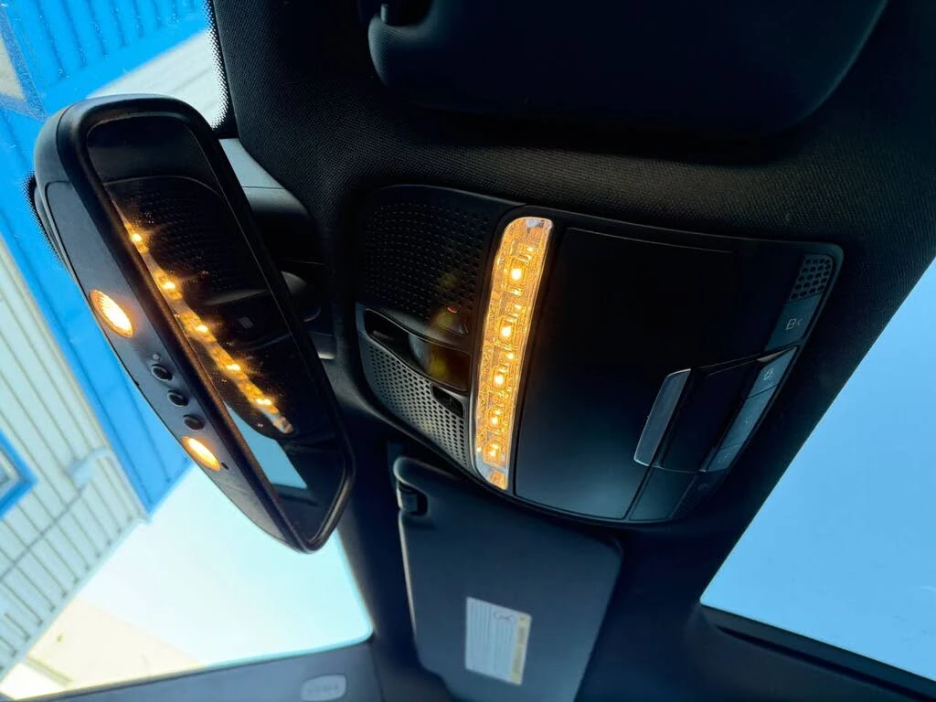 Mercedes-Benz C 300 * AMG Line * HeadUp * * AвтоКредит* (ЦЕНА ДО БГ), снимка 15 - Автомобили и джипове - 53797211