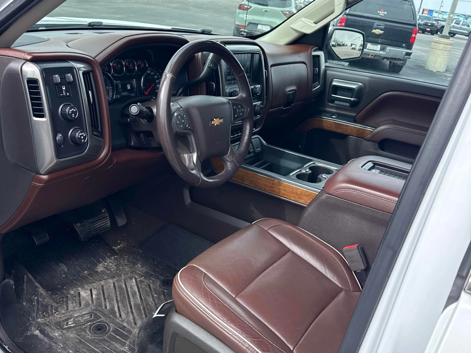 Chevrolet Silverado 6.2L 8cyl 4WD, снимка 5 - Автомобили и джипове - 53935844