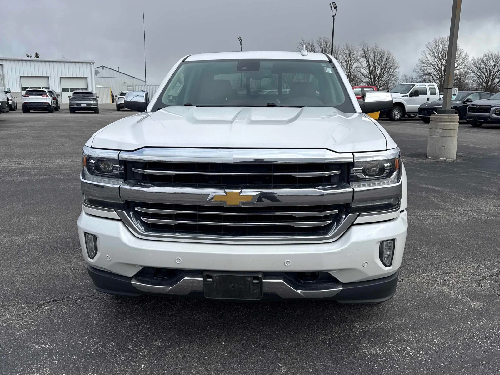 Chevrolet Silverado 6.2L 8cyl 4WD, снимка 6 - Автомобили и джипове - 53935844