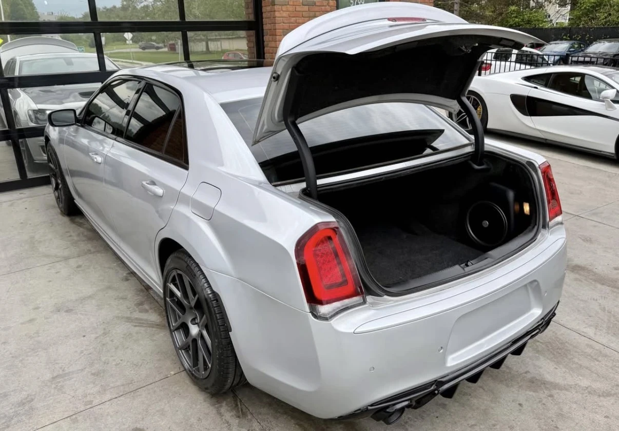 Chrysler 300c 5.7 HEMI * CARPLAY * REMOTE START * SRT PACK *  | Mobile.bg � ����������� 4