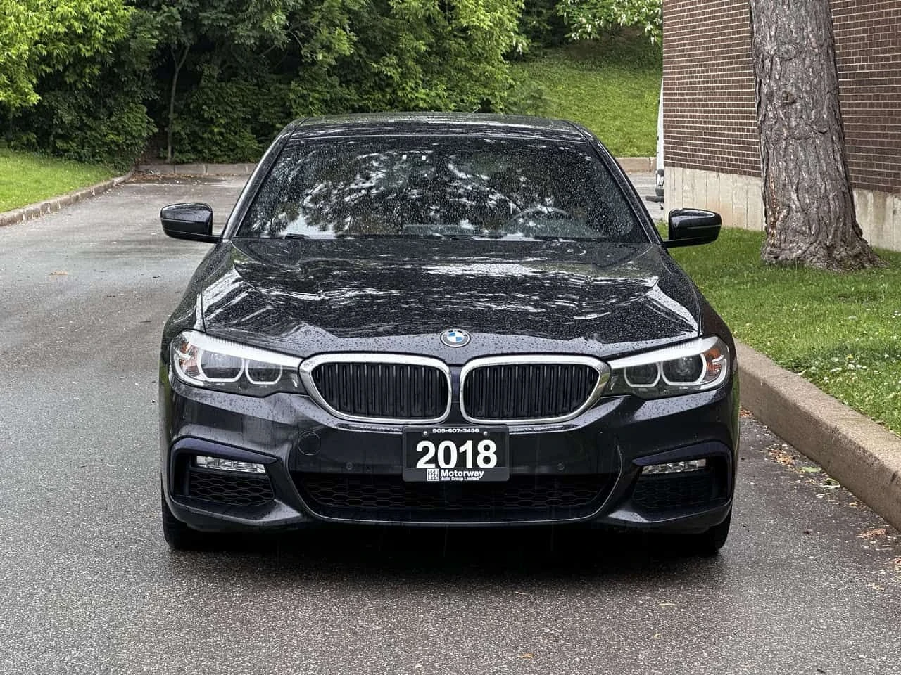 BMW 530 * xDrive * CARFAX * � �����/�������/�������/����� | Mobile.bg � ����������� 1