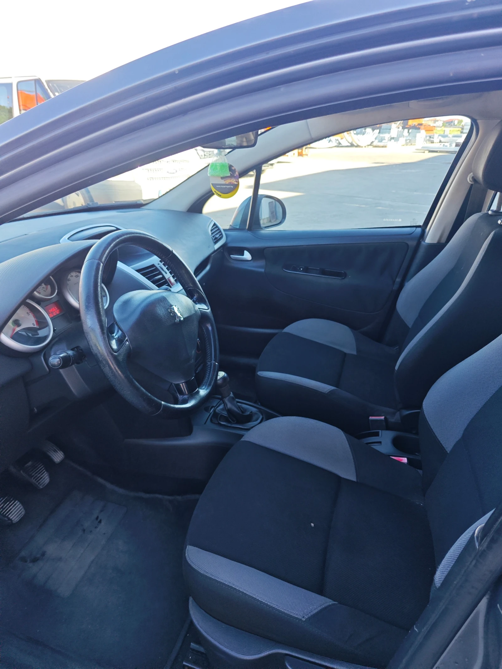 Peugeot 207, снимка 5 - Автомобили и джипове - 54552374