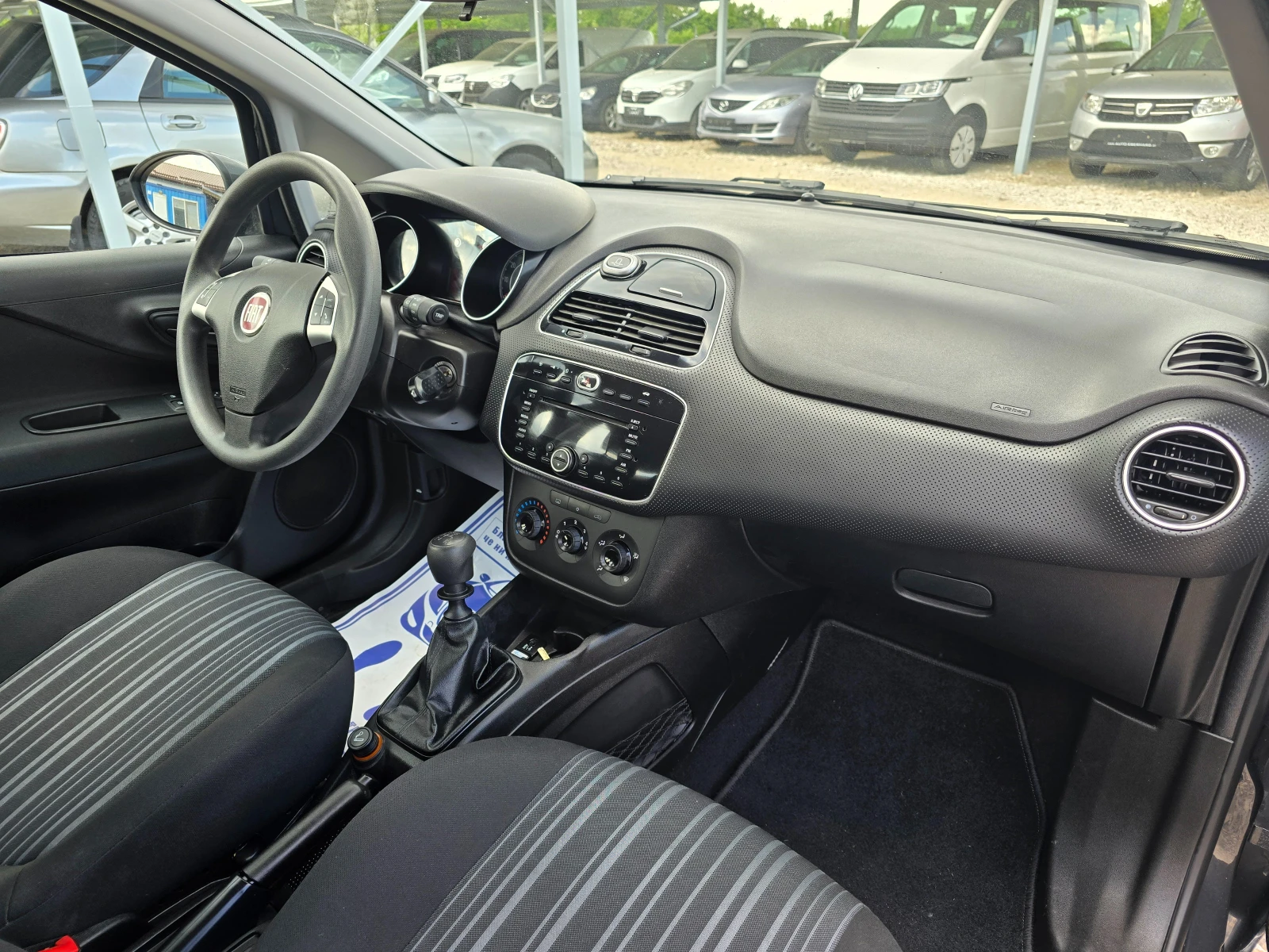 Fiat Punto 1.2 БЕНЗИН EVO ! ! РЕАЛНИ КИЛОМЕТРИ , снимка 13 - Автомобили и джипове - 54673972