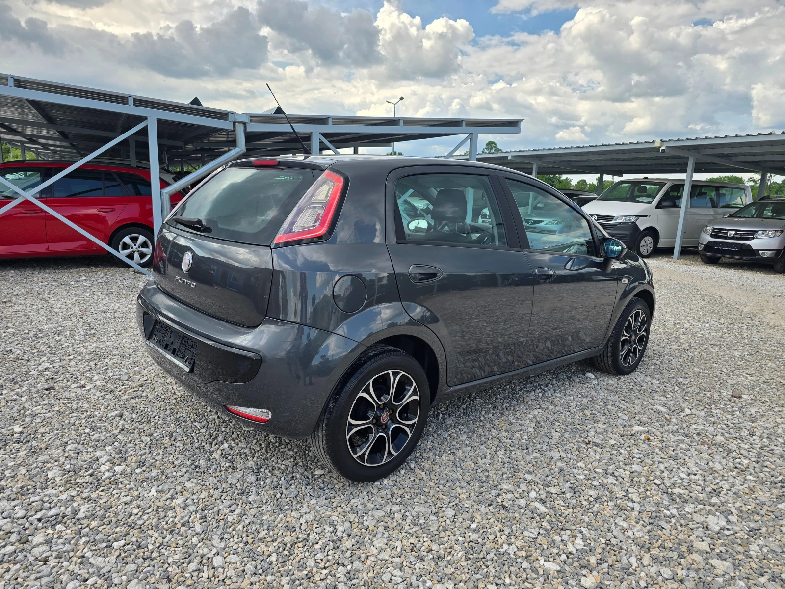 Fiat Punto 1.2 БЕНЗИН EVO ! ! РЕАЛНИ КИЛОМЕТРИ , снимка 5 - Автомобили и джипове - 54673972