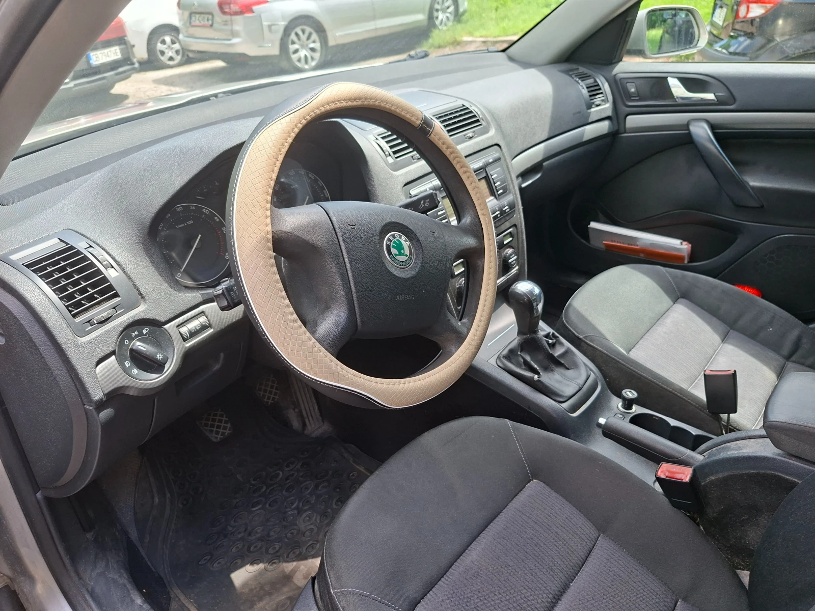 Skoda Octavia 2, снимка 2 - Автомобили и джипове - 54810584
