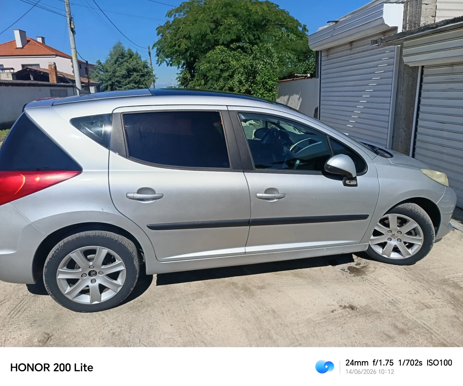 Peugeot 207