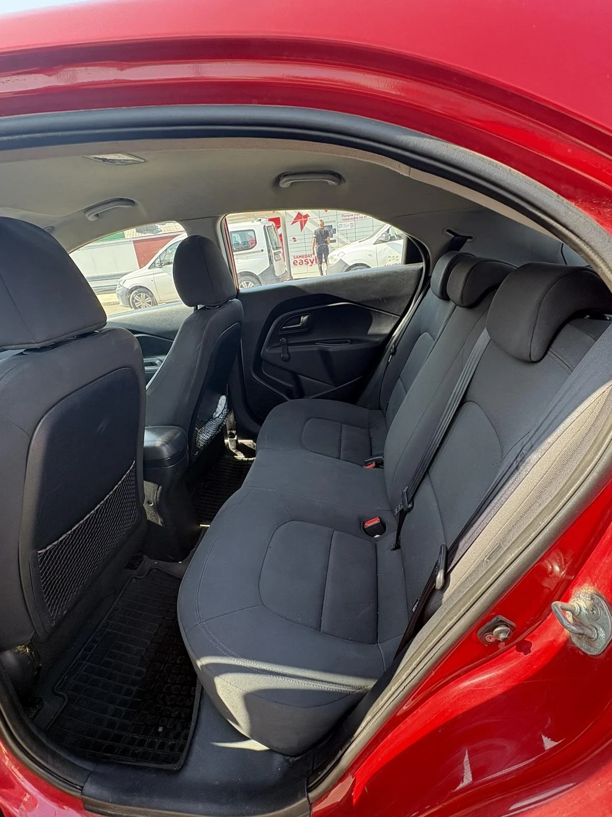 Kia Rio, снимка 12 - Автомобили и джипове - 55527908