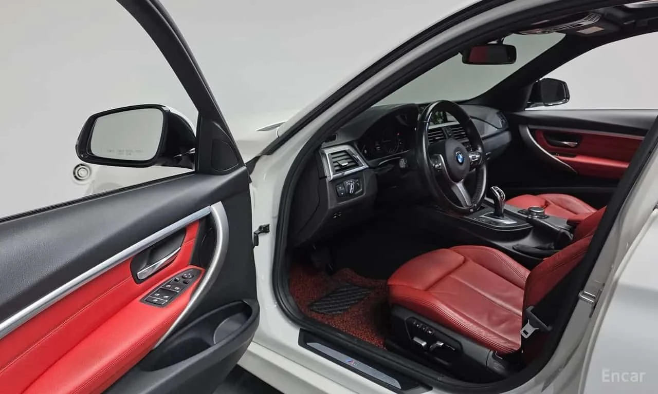 BMW 330 КРАЙНА ЦЕНА ДО БЪЛГАРИЯ * АВТОКРЕДИТ, снимка 10 - Автомобили и джипове - 55571961